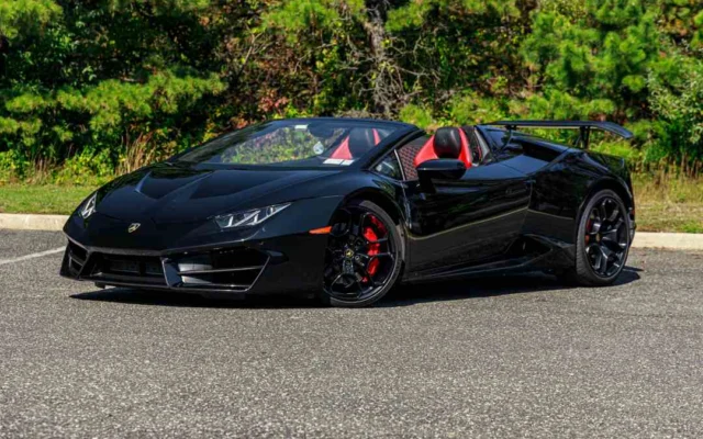 Huracan Spyder Black