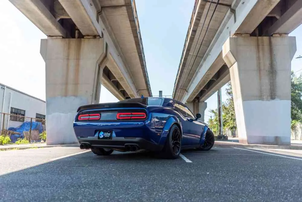 Dodge Challenger SRT Hellcat Redeye photo 2