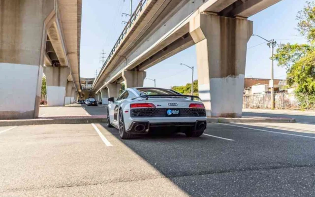 Audi R8