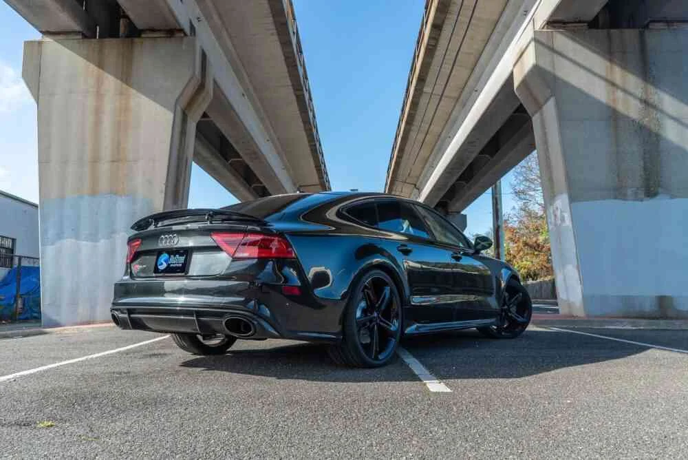 Audi RS7 photo 2
