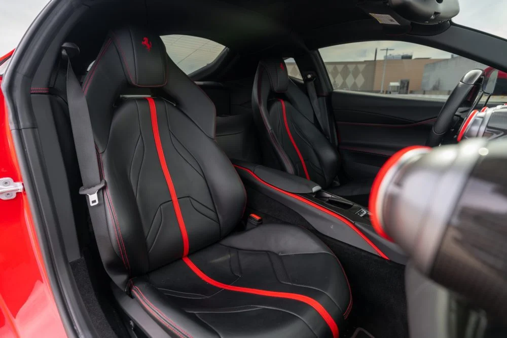 Ferrari 812 Superfast photo 7