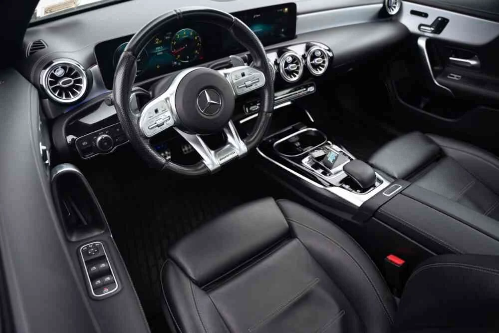 Mercedes-Benz CLA 45 AMG photo 5