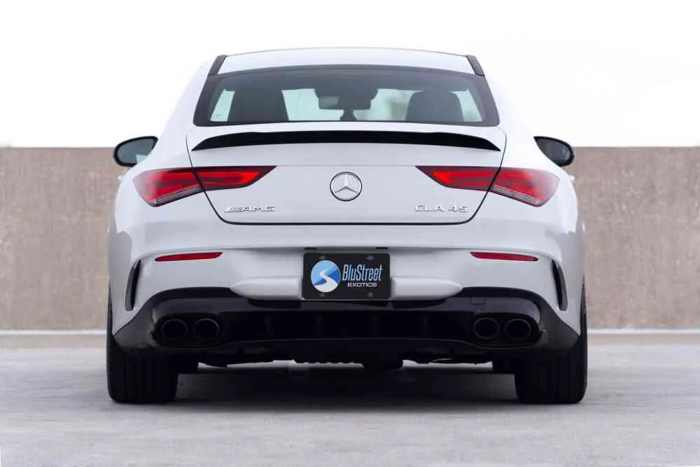 Mercedes-Benz CLA 45 AMG photo 4