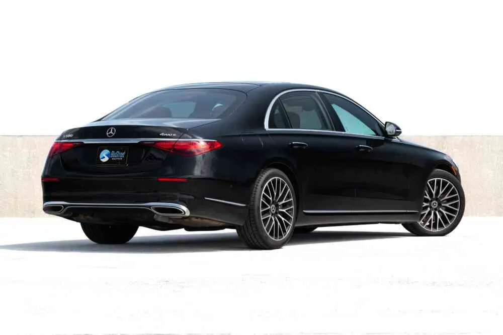 Mercedes-Benz S580 photo 3