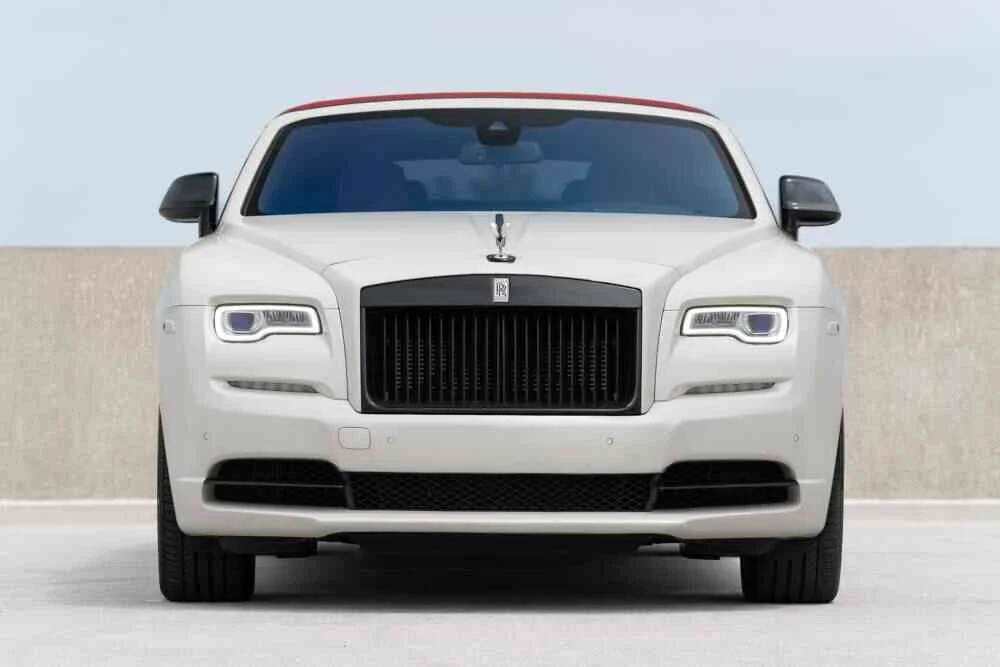 Rolls-Royce Dawn photo 2