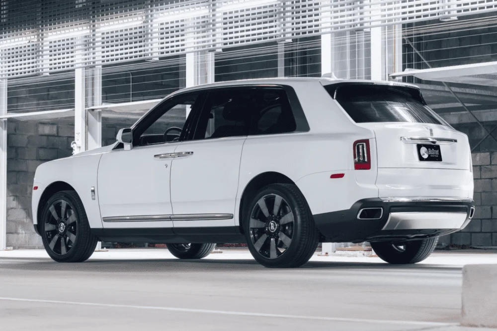 Rolls-Royce Cullinan photo 3