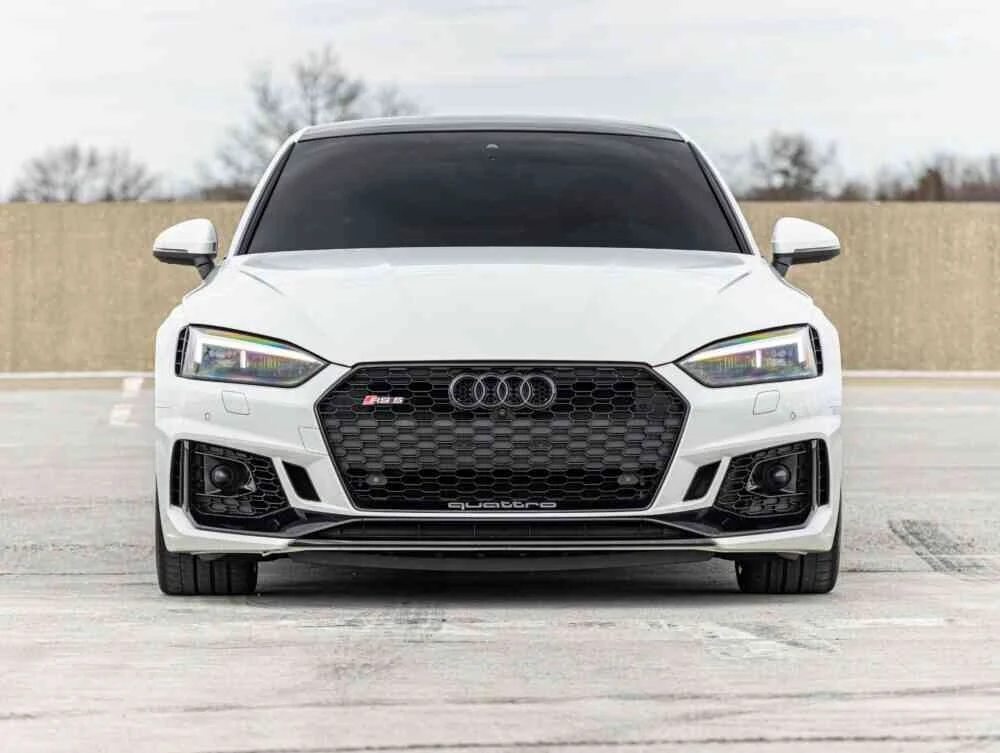 Audi RS5 photo 2