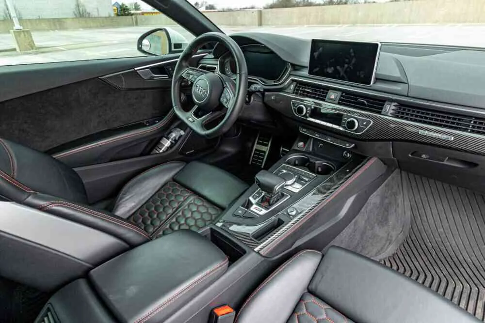 Audi RS5 photo 4
