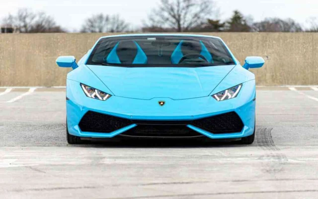 Lamborghini Huracan Blue Spyder
