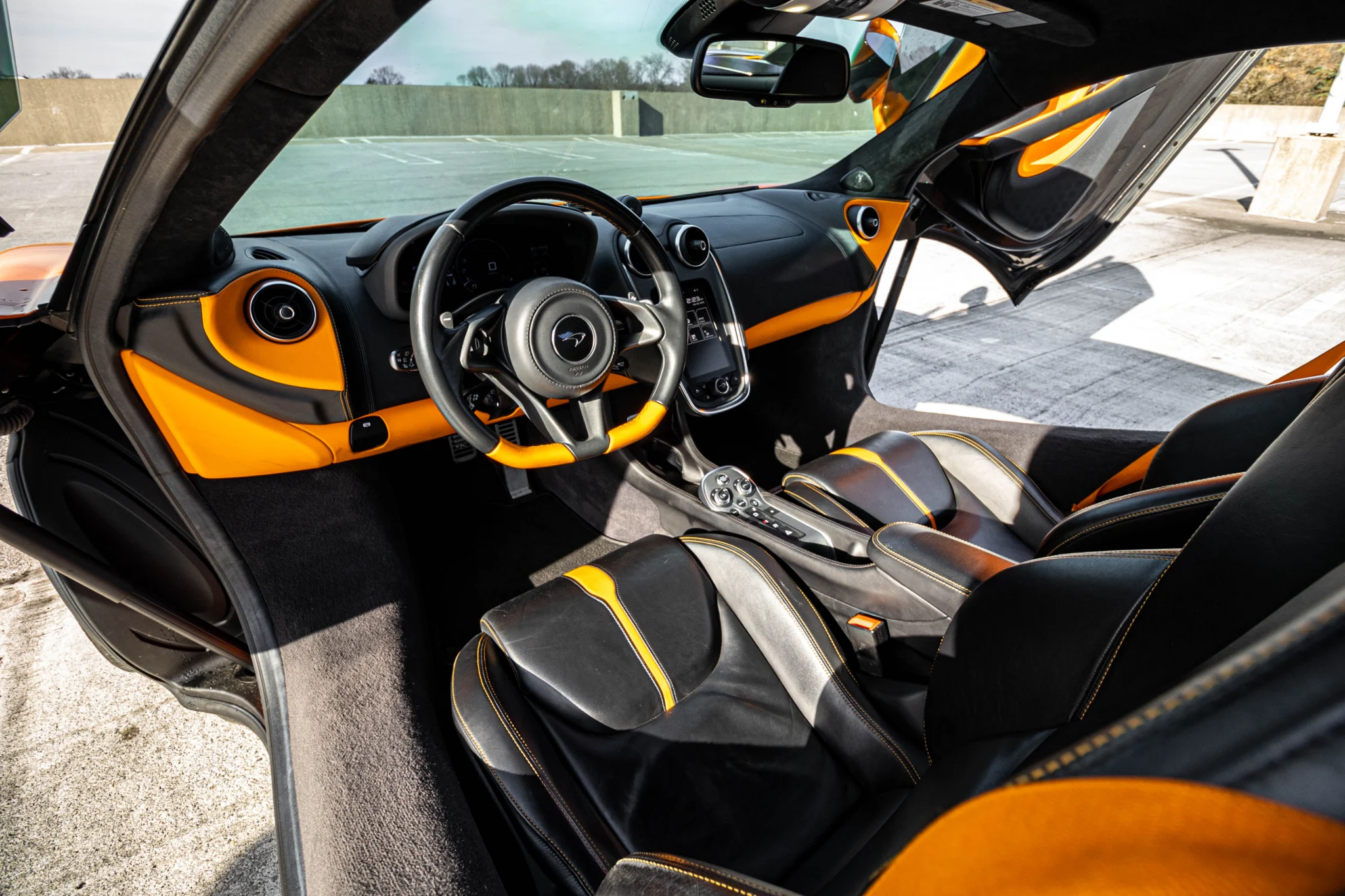 McLaren 570S photo 5