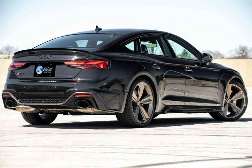 Audi RS5 photo 4