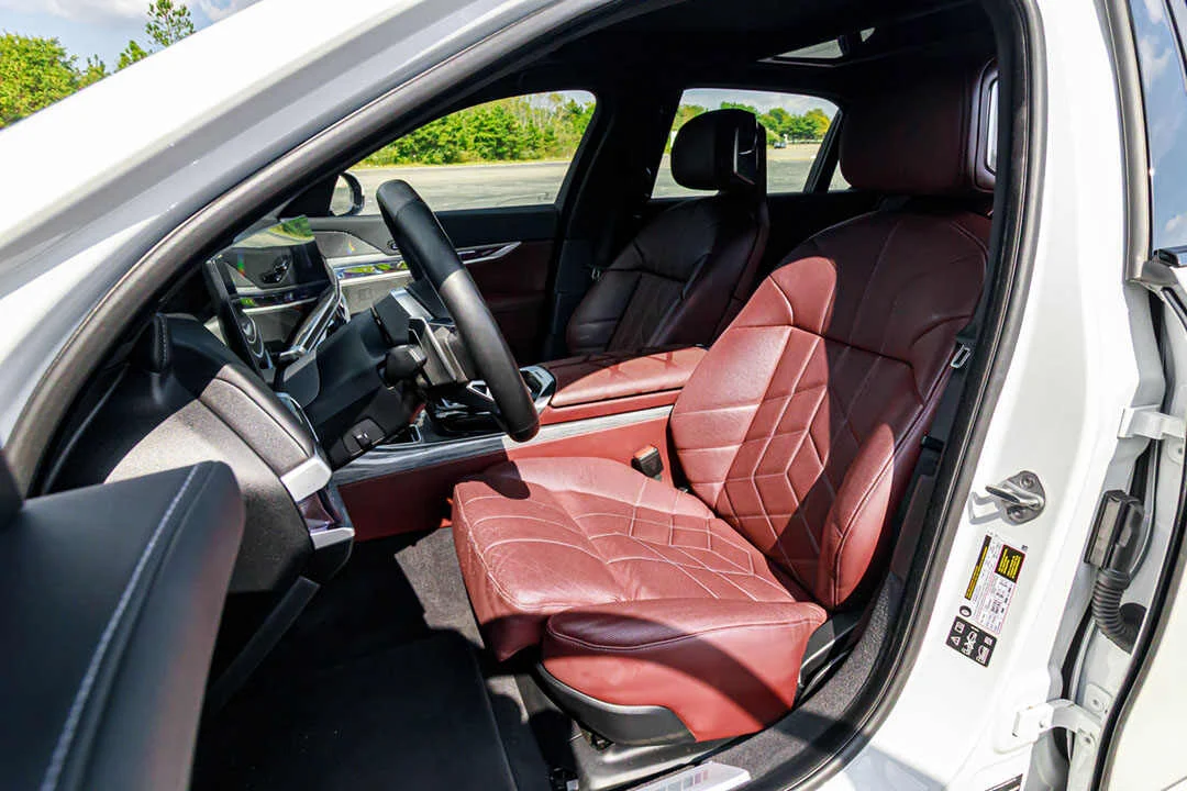 BMW 760i xDrive photo 6