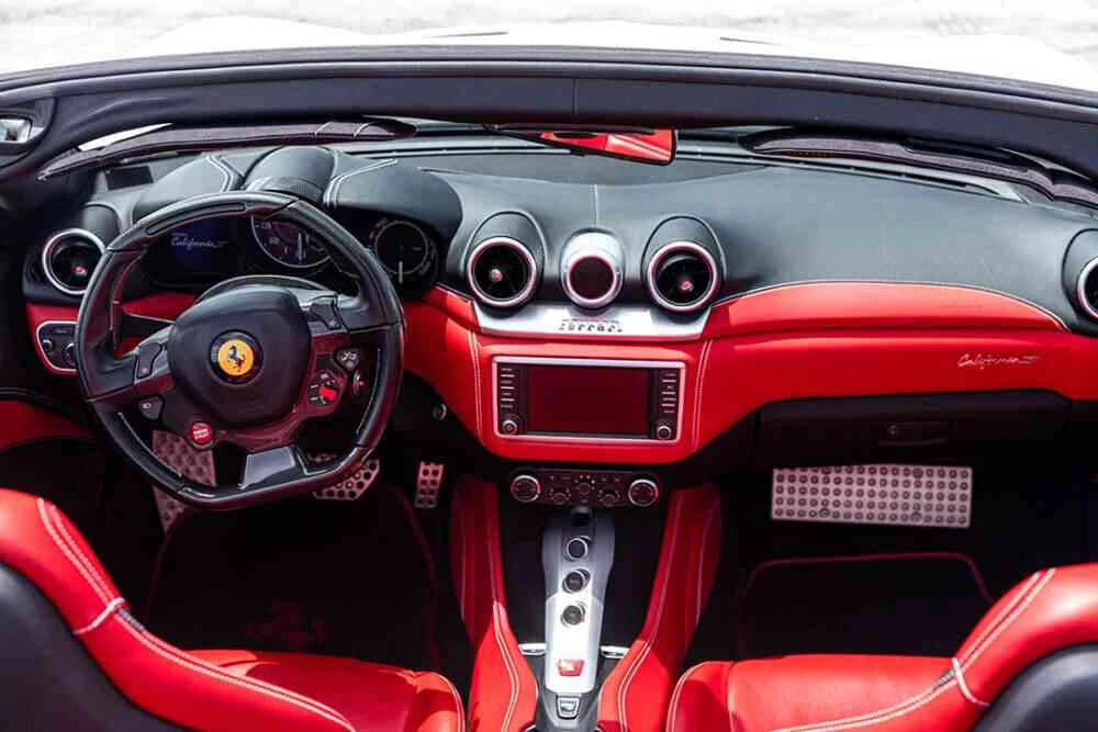 Ferrari California T photo 5