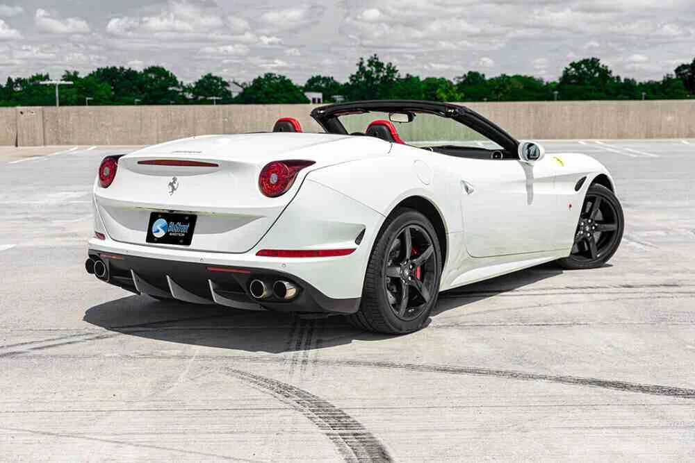 Ferrari California T photo 3