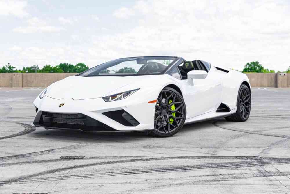 Lamborghini Huracan Evo Spyder White