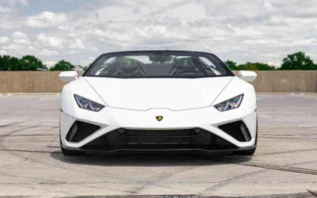 Lamborghini Huracan Evo Spyder White