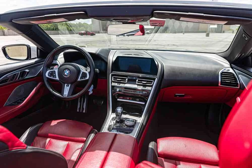 BMW M850i Convertible photo 5