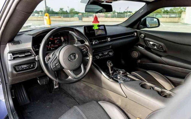 Toyota MK5 Supra Blue