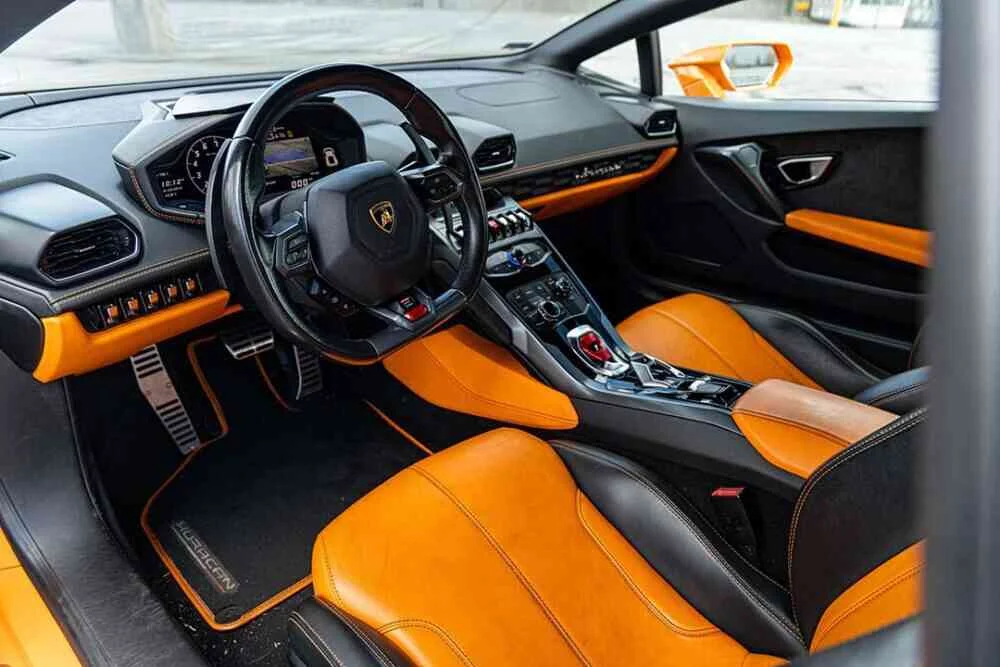 Lamborghini Huracan Coupe photo 5