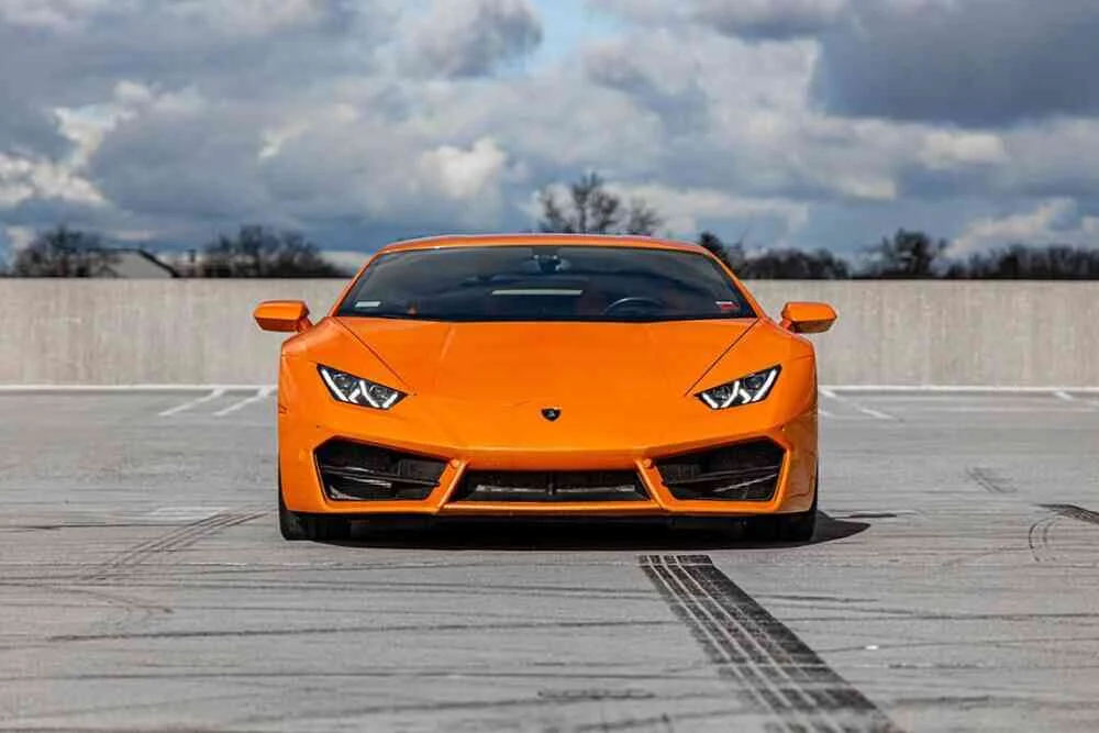 Lamborghini Huracan Coupe photo 2
