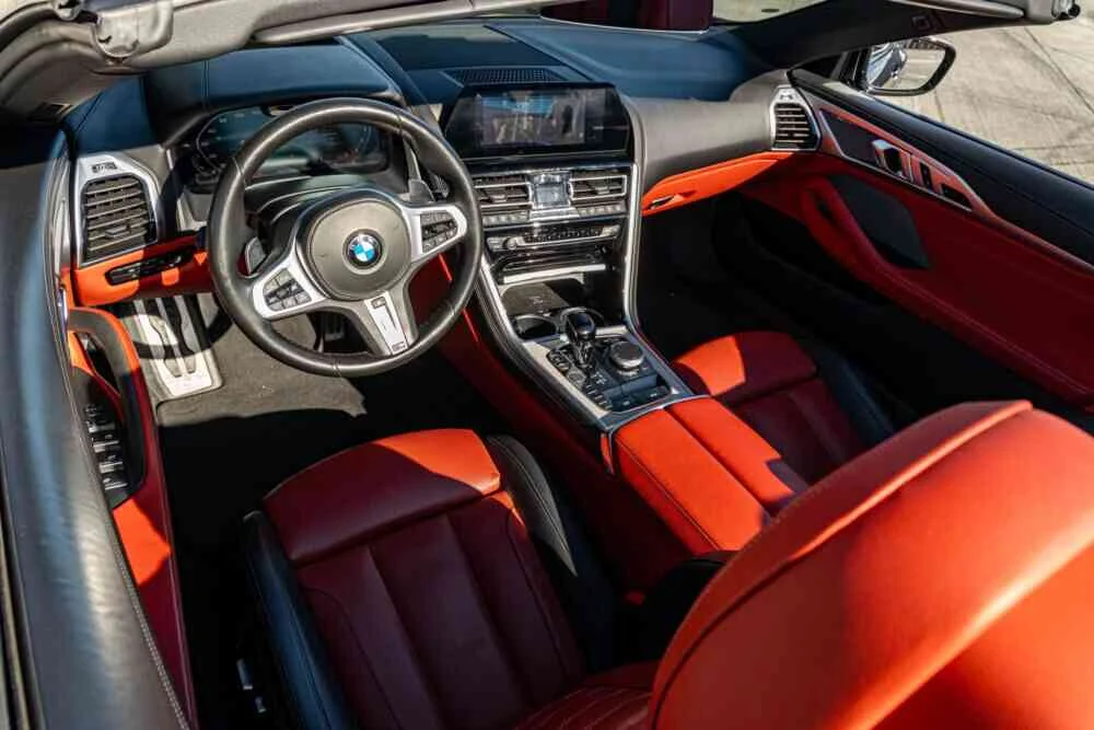 BMW M850i Convertible photo 6