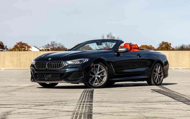 M850i Convertible Navy