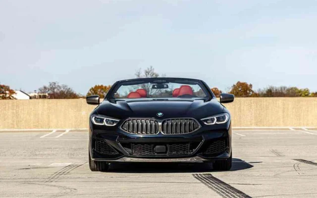 BMW M850i Convertible Navy