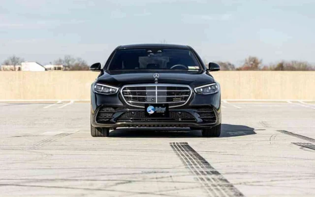 Mercedes Benz S580 Triple Black