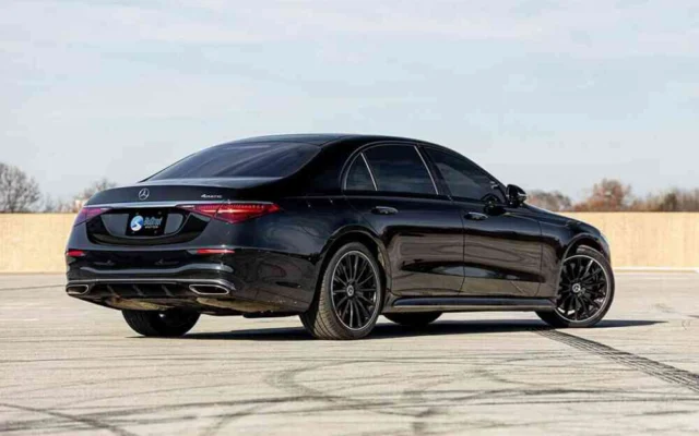 Mercedes Benz S580 Triple Black