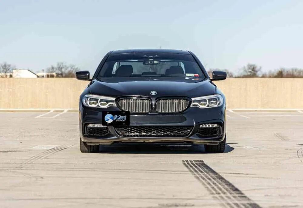 BMW 540i photo 2