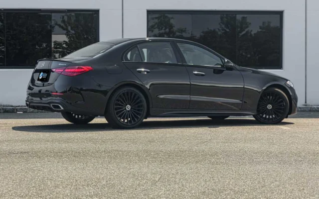 Mercedes Benz C300