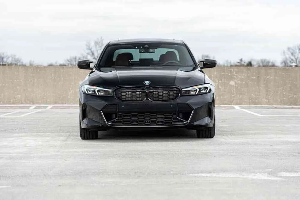 BMW M340i photo 2