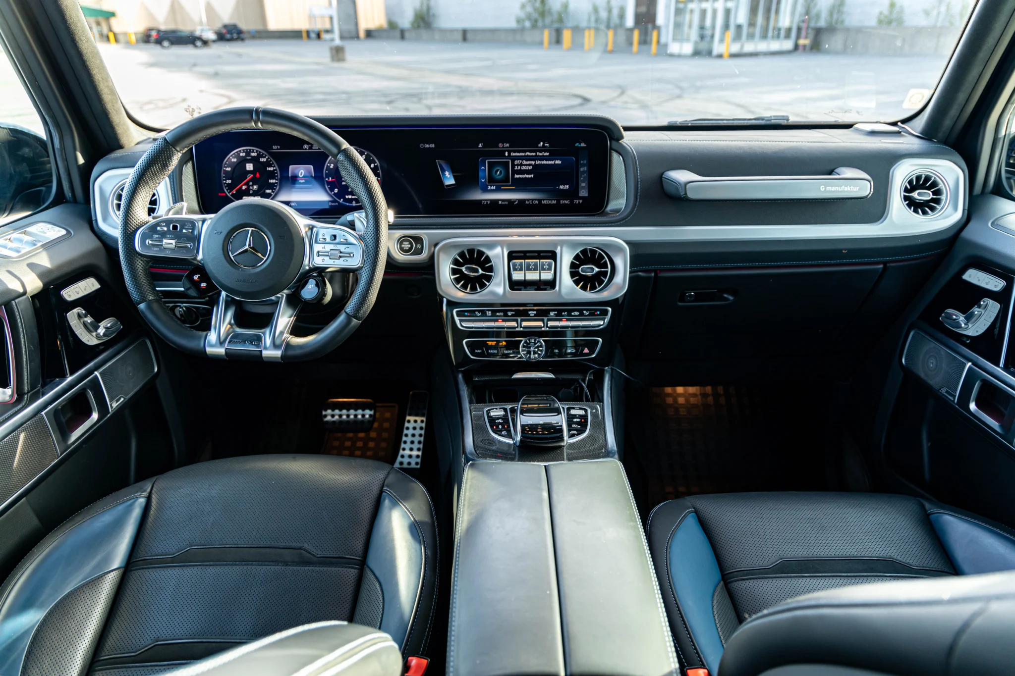 Mercedes-Benz AMG G63 photo 4