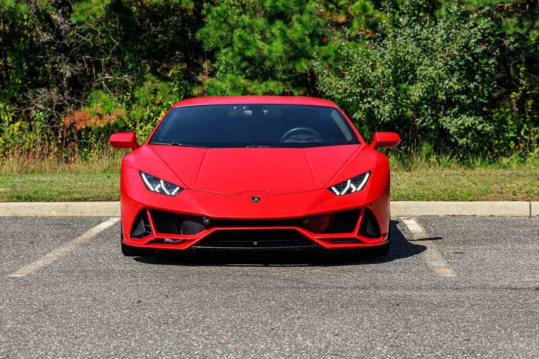 Lamborghini Huracan Evo Coupe photo 2