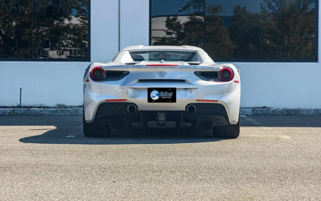 Ferrari 488 Spyder Silver