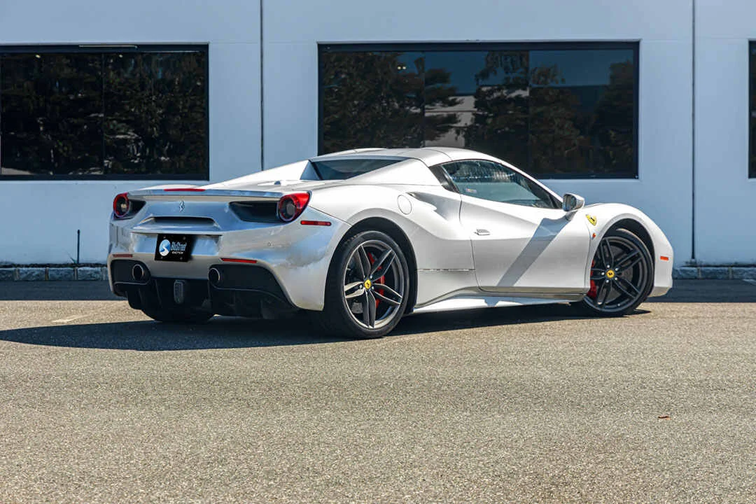 Ferrari 488 Spyder photo 4