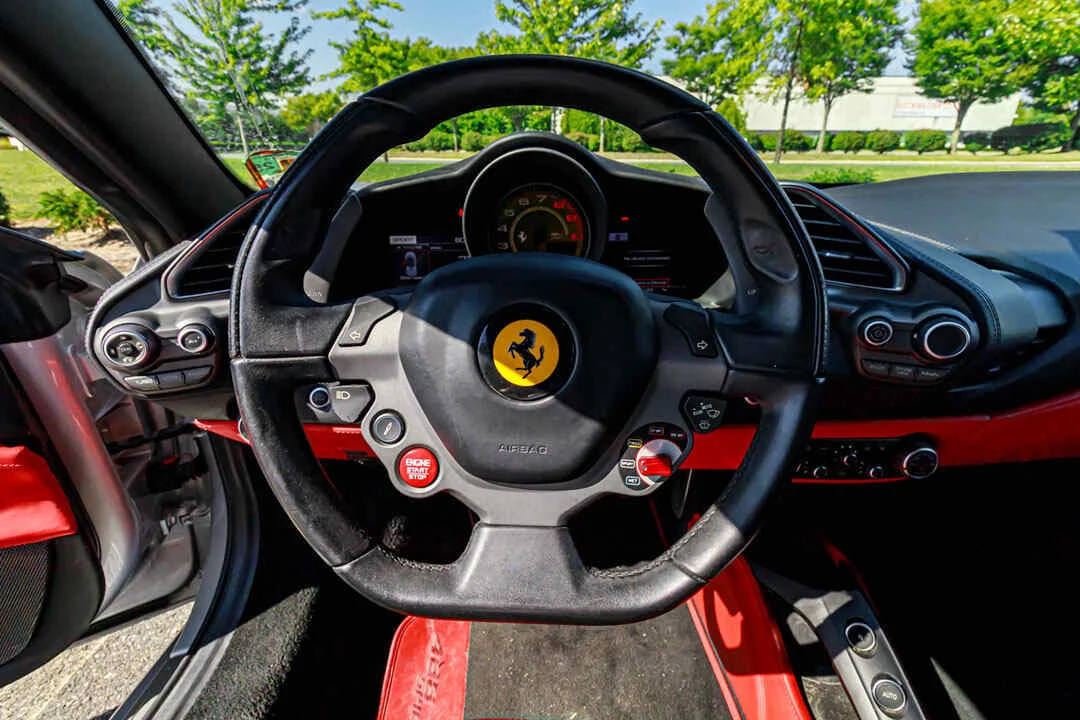 Ferrari 488 Spyder photo 8