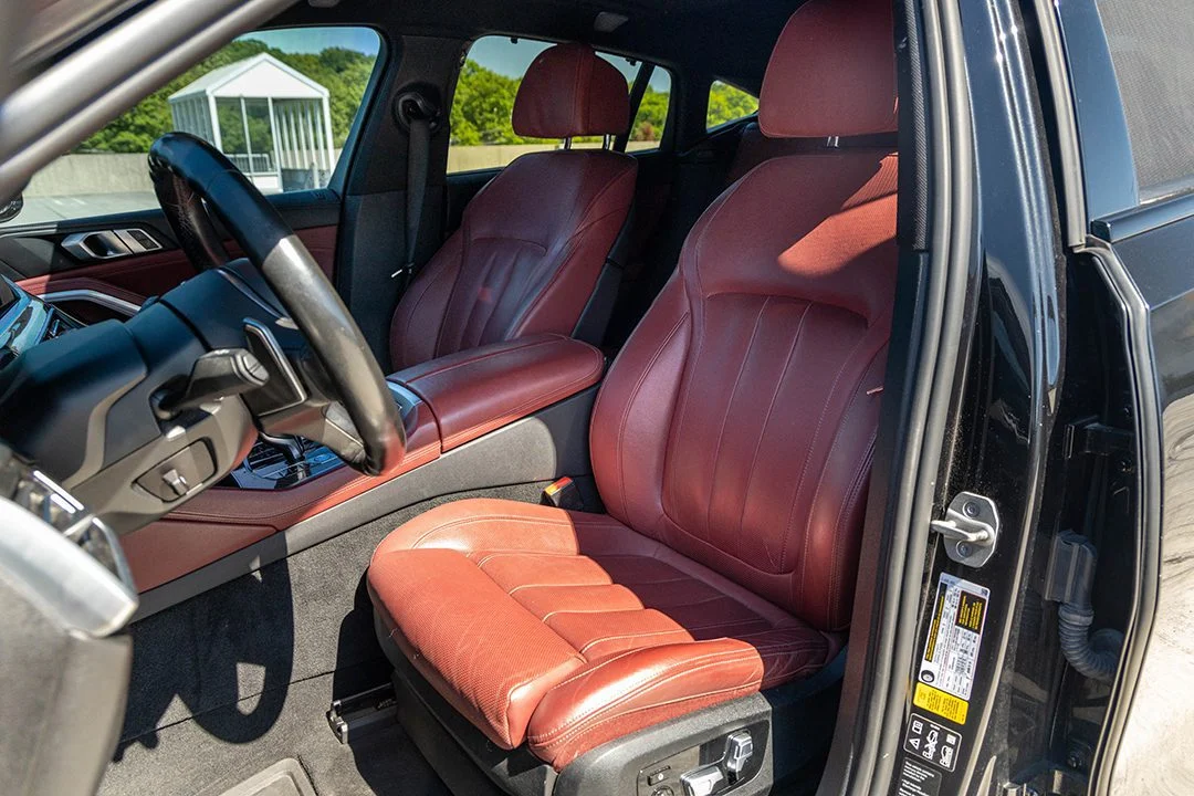 BMW X6 M50i photo 6