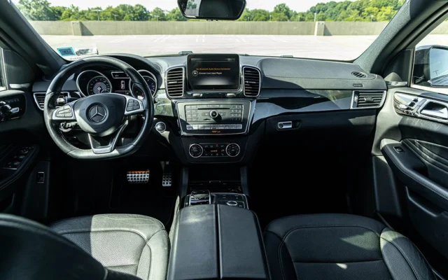 Mercedes Benz AMG GLE43