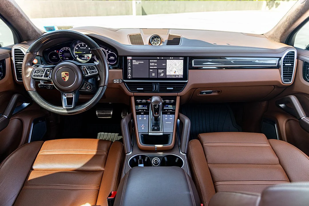 Porsche Cayenne Turbo S photo 5