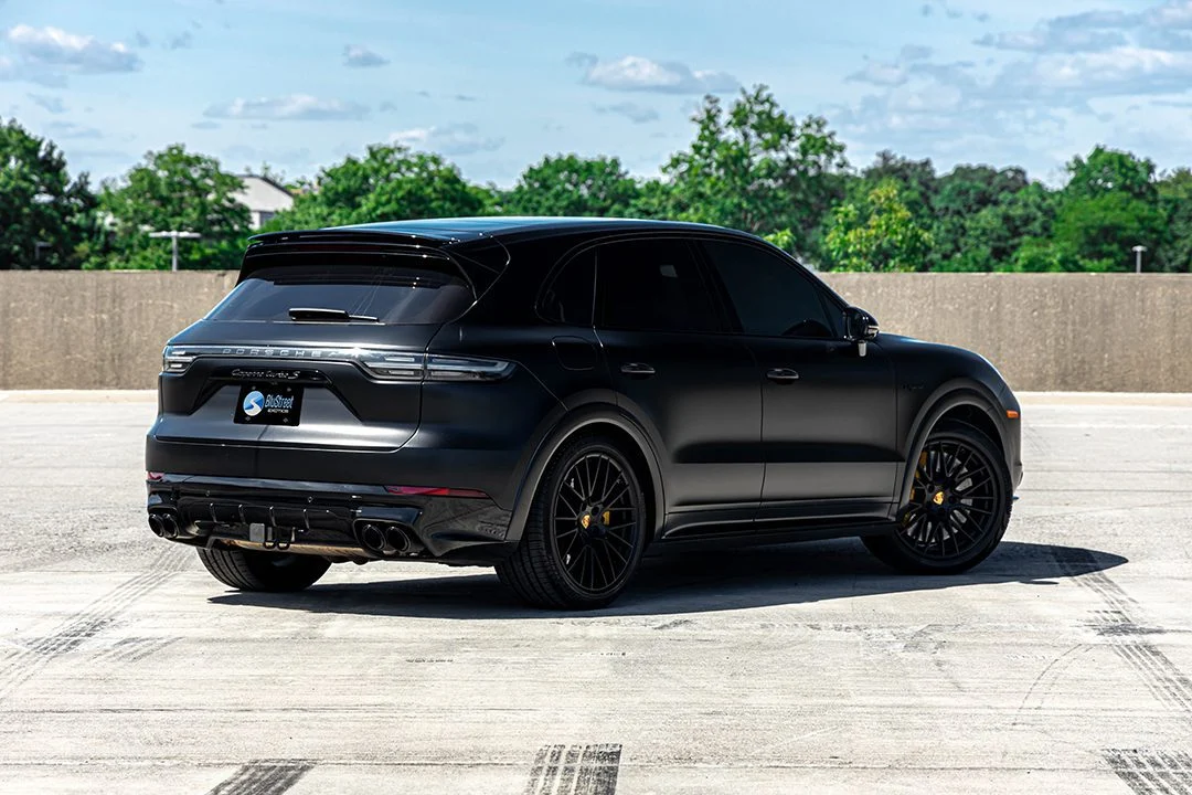 Porsche Cayenne Turbo S photo 3