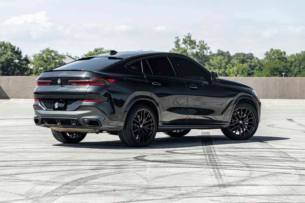 BMW X6 M50i photo 3