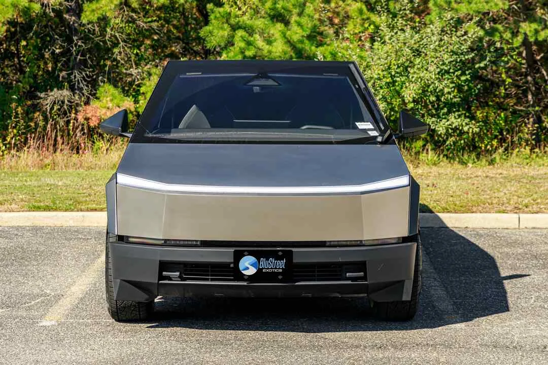 Tesla Cyber Truck photo 2