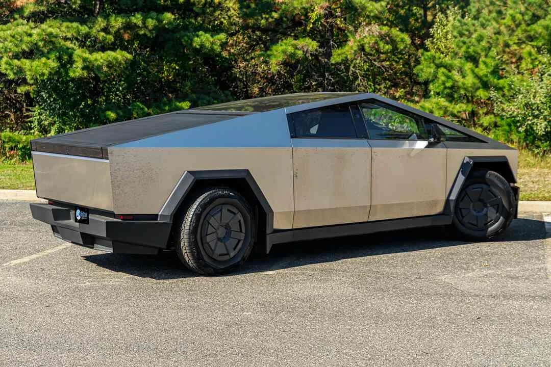 Tesla Cyber Truck photo 3