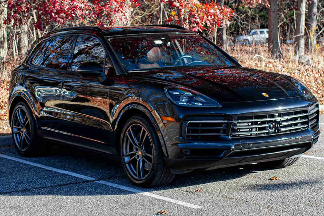 Porsche Cayenne S SUV Platinum Edition photo 4