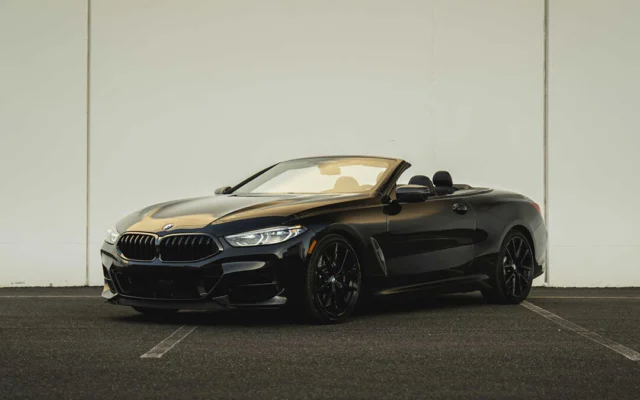 M850i Convertible Black