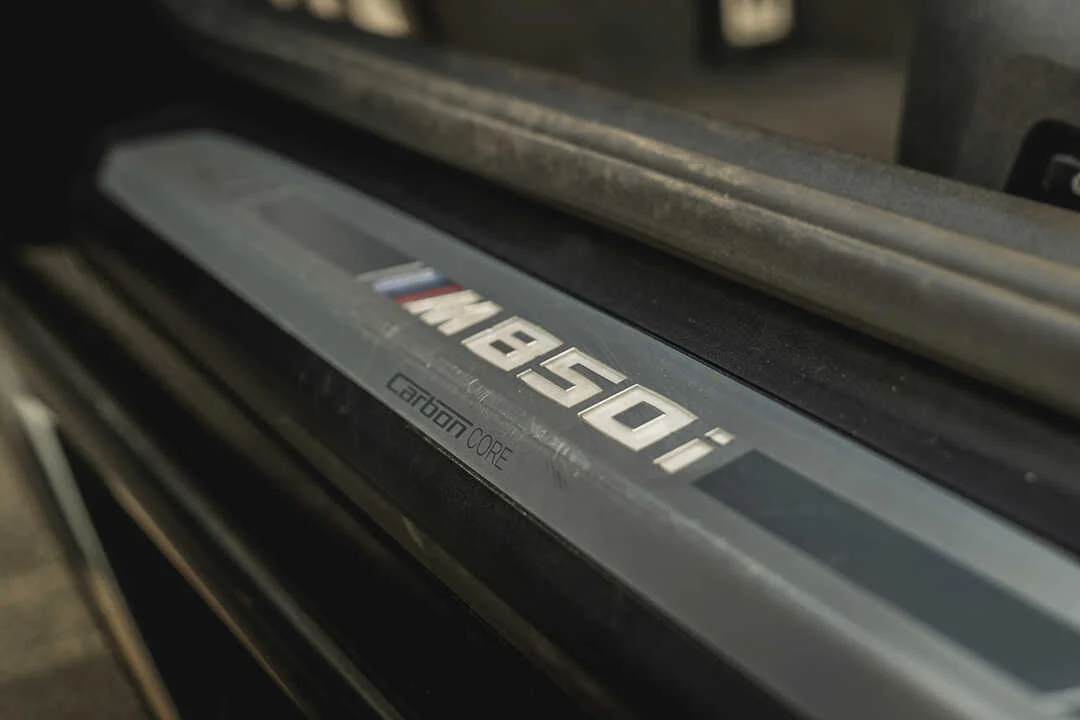 BMW M850i Convertible photo 3