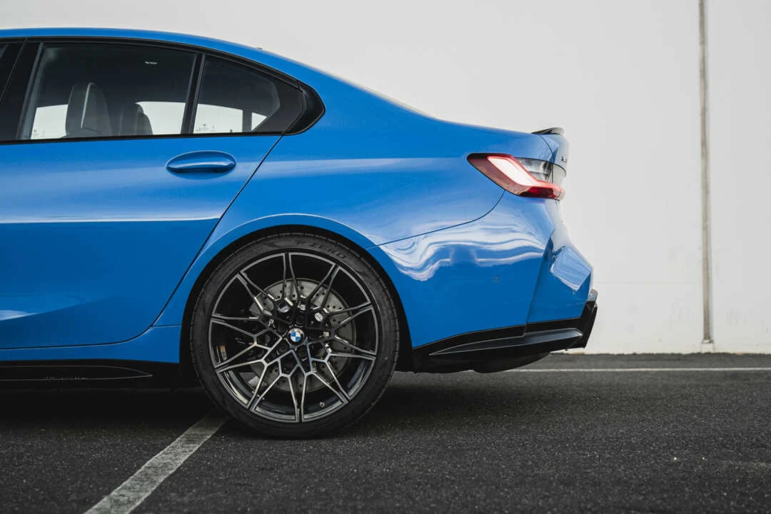 BMW M3 photo 2