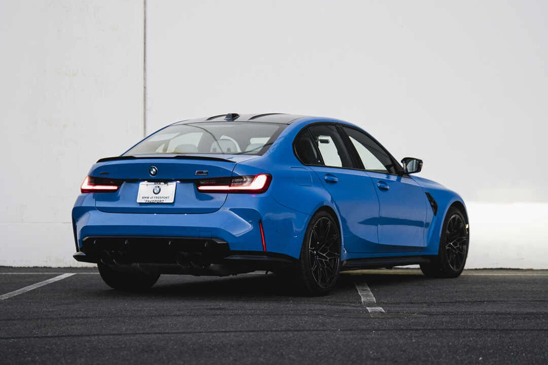 BMW M3 photo 7