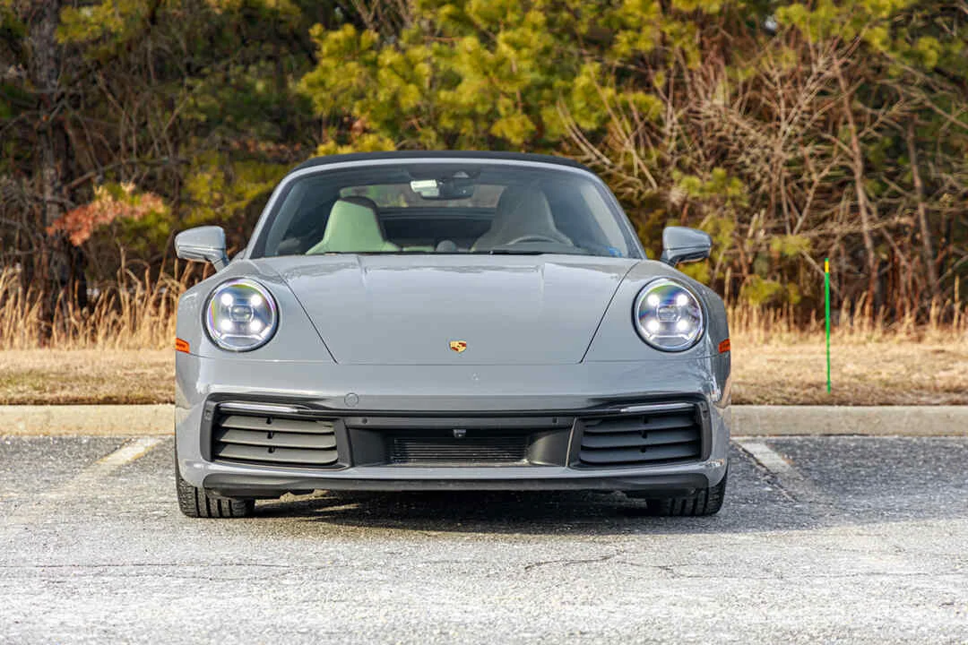Porsche 911 Carrera 4 Cabriolet photo 3